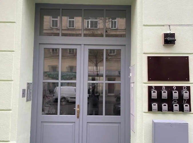 Dachterrasse Fuer 4 Personen * Wenen